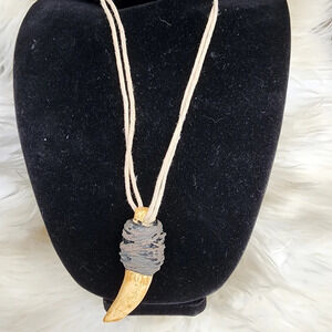 Wrapped horn‎ necklace